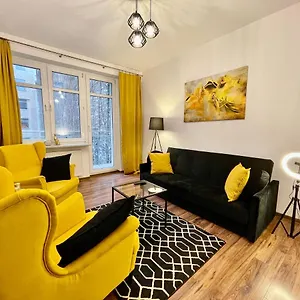 https://diamond-metro-wifi-300-mbs-70tv-netflix-hbo-appletv.warsawhotelspoland.com