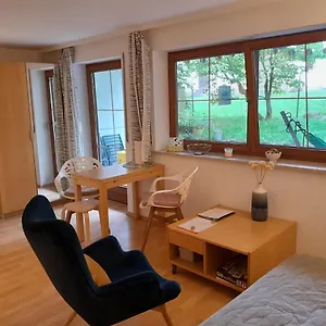  Appartement Mit Kueche Und Balkon Oder Terrasse, Ruhig Und Gut Erreichbar Duitsland